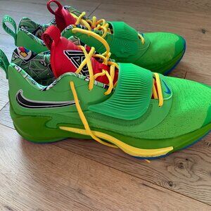 Nike Zoom Freak 3 NRG UNO Mens Giannis Basketball Shoes